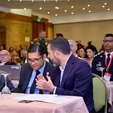 Secretario de seguridad y alcalde de Bogotá