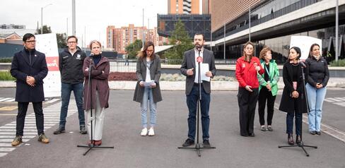 “No puede pasar de hoy la decisión de llegar a un acuerdo o permitir que la fuerza pública proceda a levantar bloqueos”: alcalde Galán