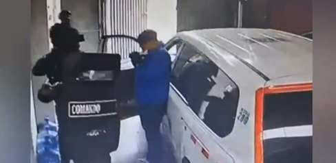 Video | Ni escondiéndose en la tela les sirvió: así cayeron los 13 delincuentes que robaron bodega textil en Fontibón