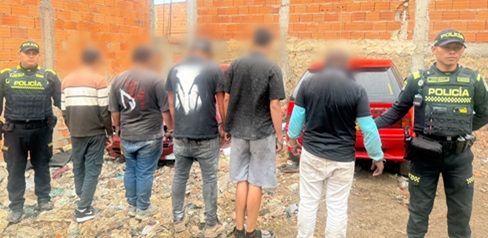 Denuncia ciudadana permitió desmantelar parqueadero ilegal con autos hurtados