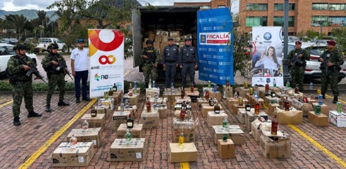 Fiscalía legalizó la incautación de 4.000 botellas de licor adulterado en Bogotá 
