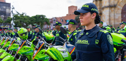 Entrega de motocicletas a la Policía Entrega de motocicletas a la Policía