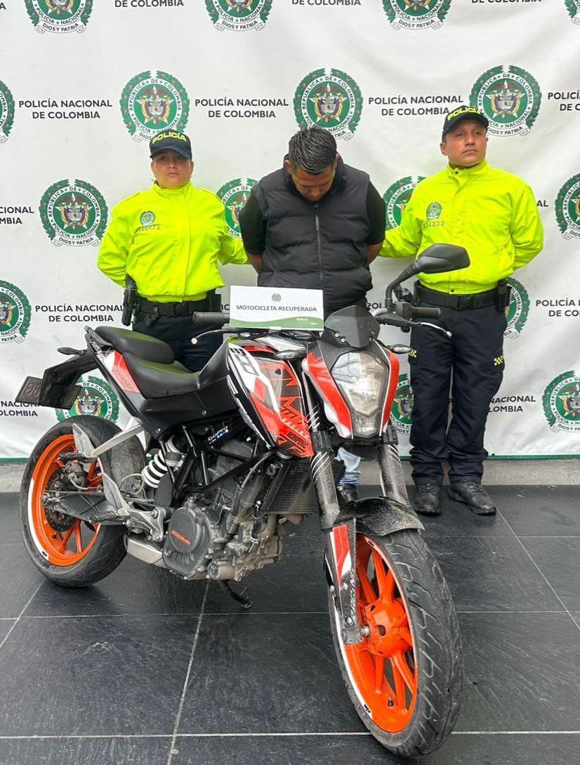 Lo capturaron con una moto robada en Antonio Nariño Lo capturaron con una moto robada en Antonio Nariño