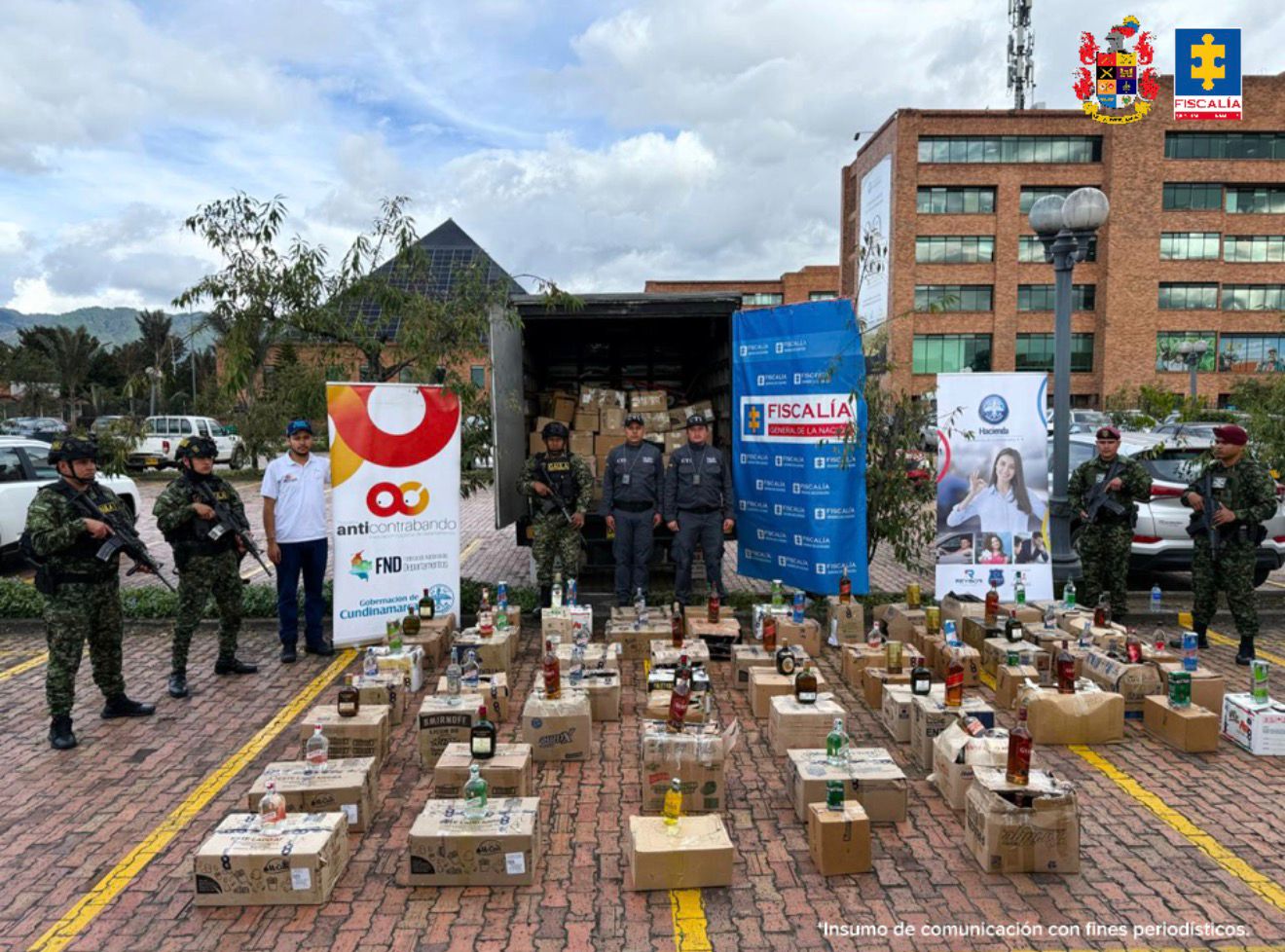 Fiscalía legalizó la incautación de 4.000 botellas de licor adulterado en Bogotá 