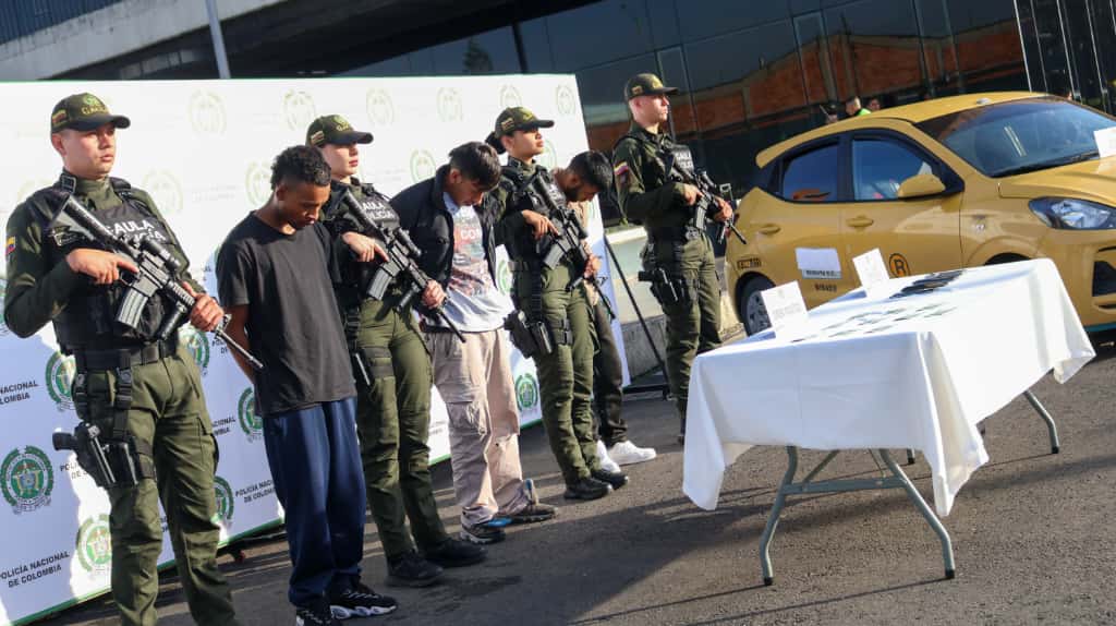 ‘Paseo millonario’ ahora es imputado como secuestro extorsivo en Bogotá: los delincuentes podrían pagar hasta 42 años de prisión ‘Paseo millonario’ ahora es imputado como secuestro extorsivo en Bogotá: los delincuentes podrían pagar hasta 42 años de prisión