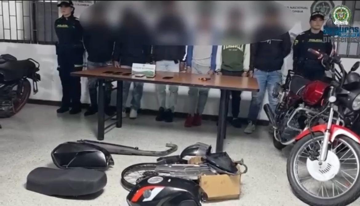 Cayó banda que robaba motos en Bogotá: las ocultaban en una casa en Barrios Unidos Cayó banda que robaba motos en Bogotá: las ocultaban en una casa en Barrios Unidos
