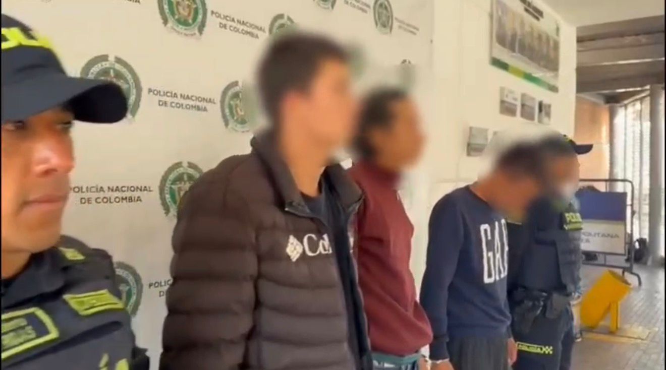 Capturados tres homicidas tras atentar contra dos personas en un bar al sur de Bogotá Capturados tres homicidas tras atentar contra dos personas en un bar al sur de Bogotá