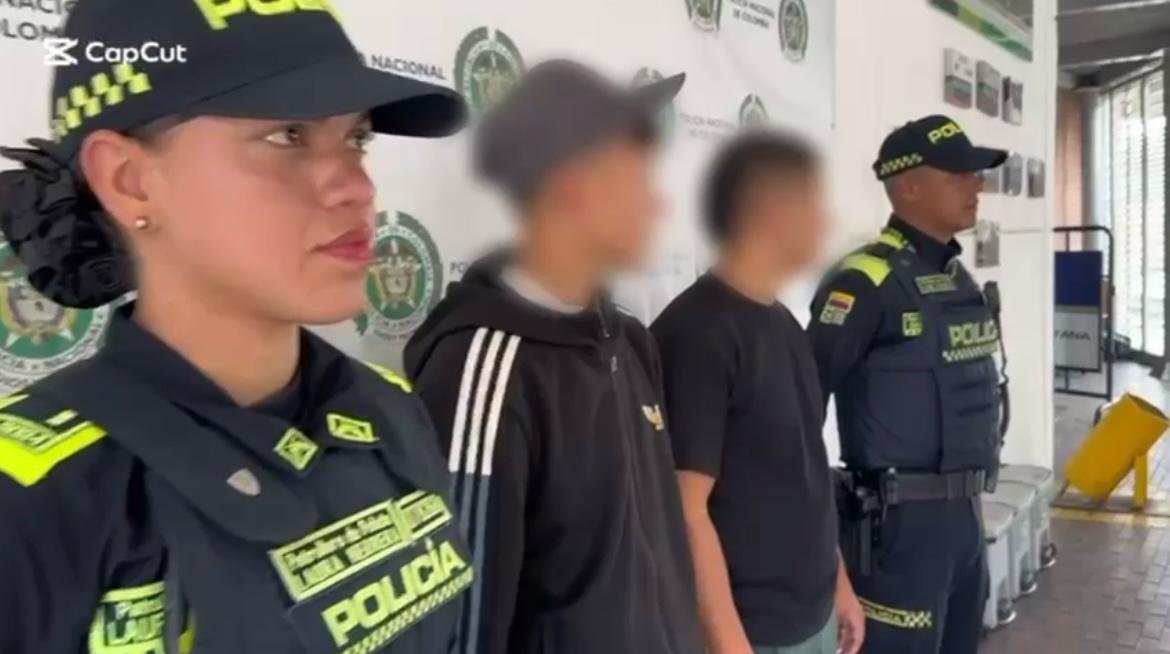 Capturado un adulto y aprehendidos dos menores con un carro robado en Ciudad Bolívar Capturado un adulto y aprehendidos dos menores con un carro robado en Ciudad Bolívar