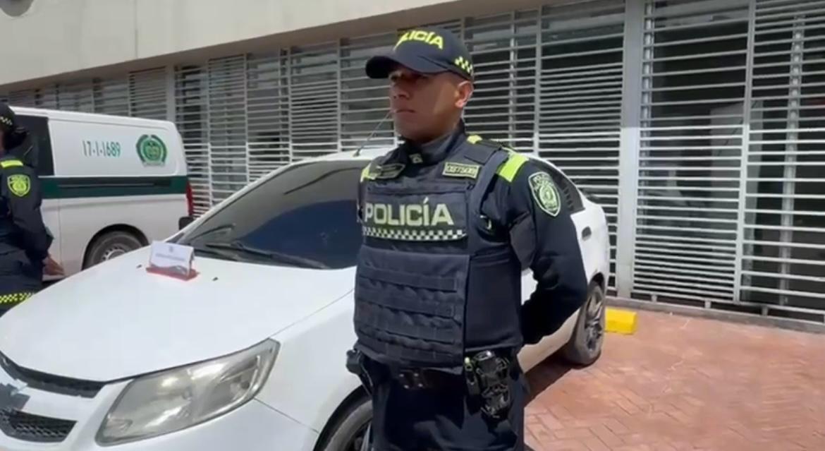 Capturado un adulto y aprehendidos dos menores con un carro robado en Ciudad Bolívar Capturado un adulto y aprehendidos dos menores con un carro robado en Ciudad Bolívar