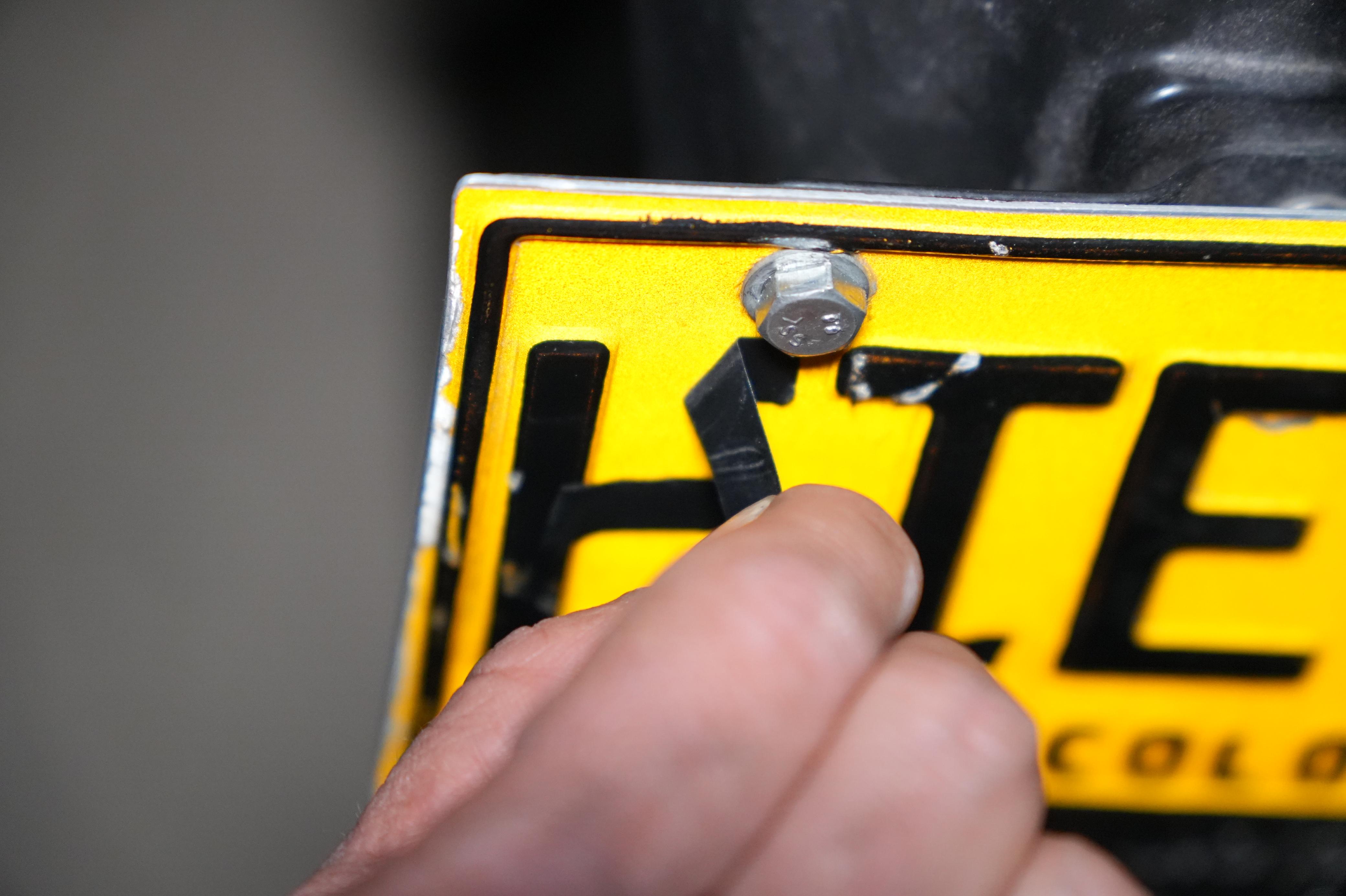 Recuperada moto robada que estaba escondida en un parqueadero de Suba Recuperada moto robada que estaba escondida en un parqueadero de Suba