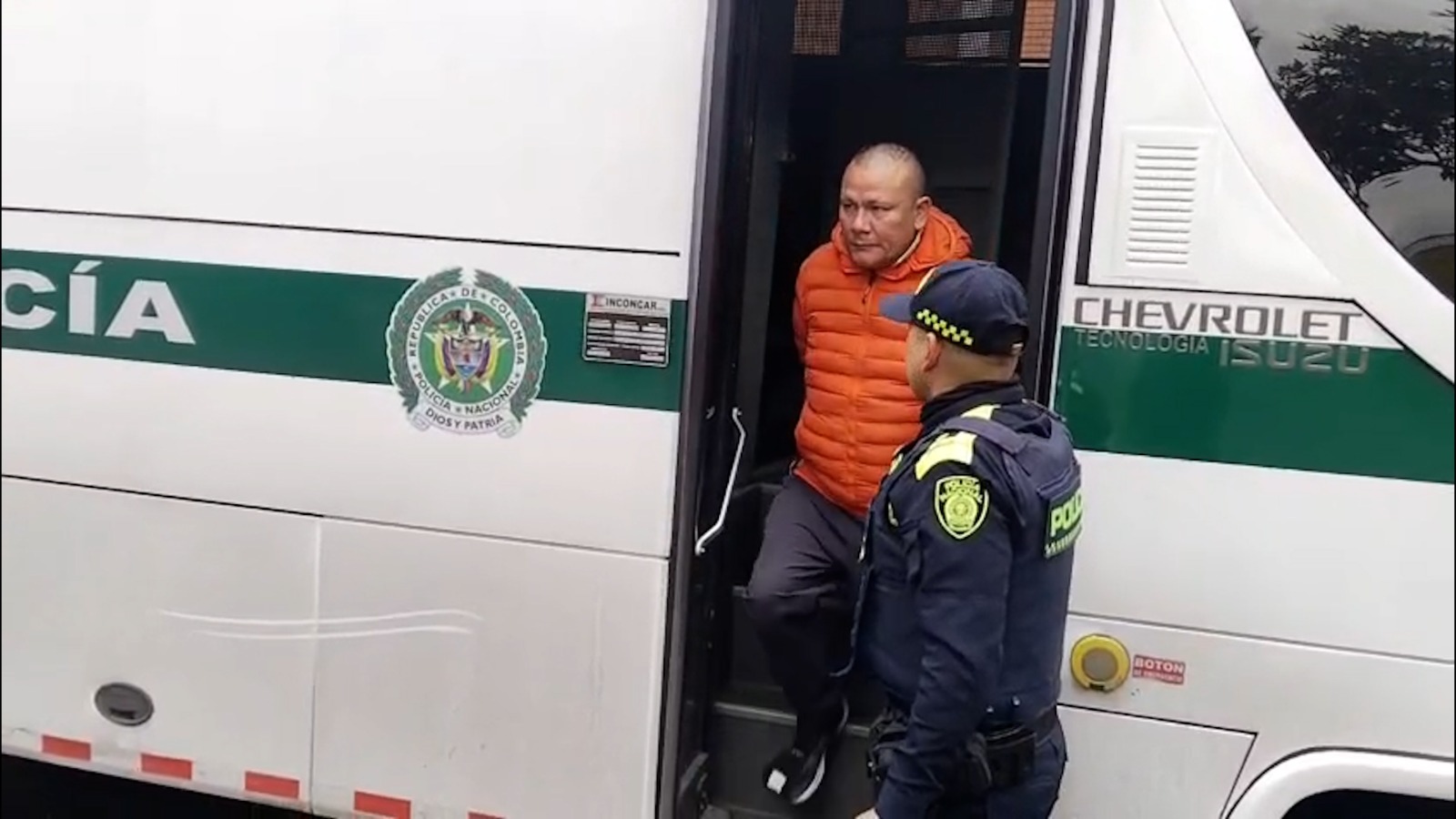 Por un nuevo perfil en redes sociales en el que vendía zapatos, así cayó feminicida que atacó a su pareja en un motel en Engativá Por un nuevo perfil en redes sociales en el que vendía zapatos, así cayó feminicida que atacó a su pareja en un motel en Engativá