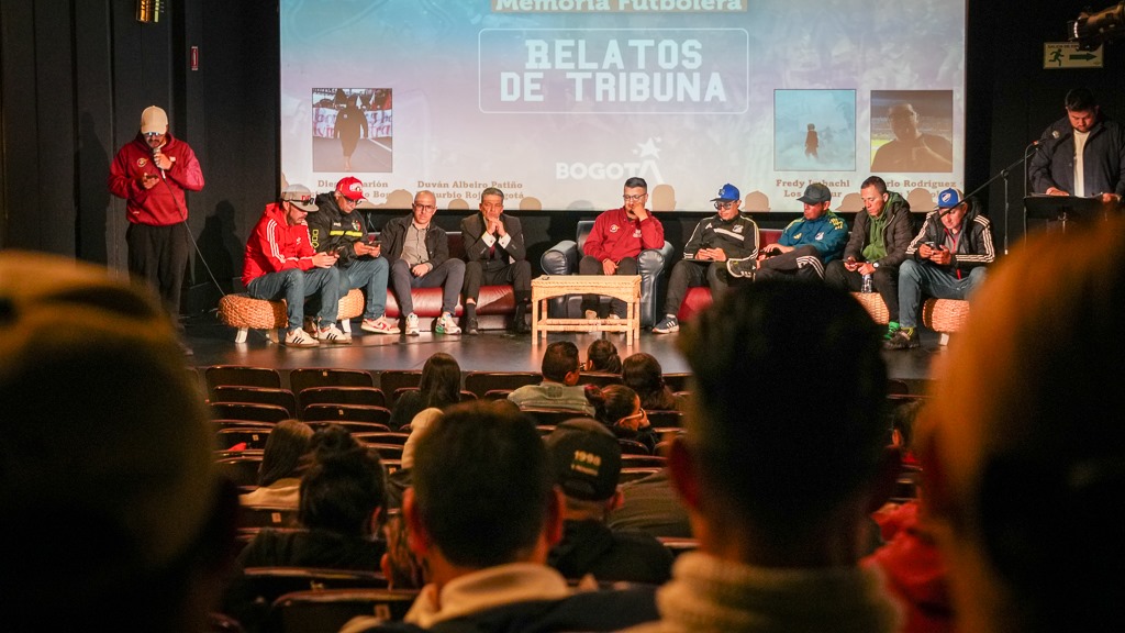 Barras de Bogotá revivieron sus inicios y construyeron convivencia en el Tercer Festival de la Memoria Futbolera Barras de Bogotá revivieron sus inicios y construyeron convivencia en el Tercer Festival de la Memoria Futbolera