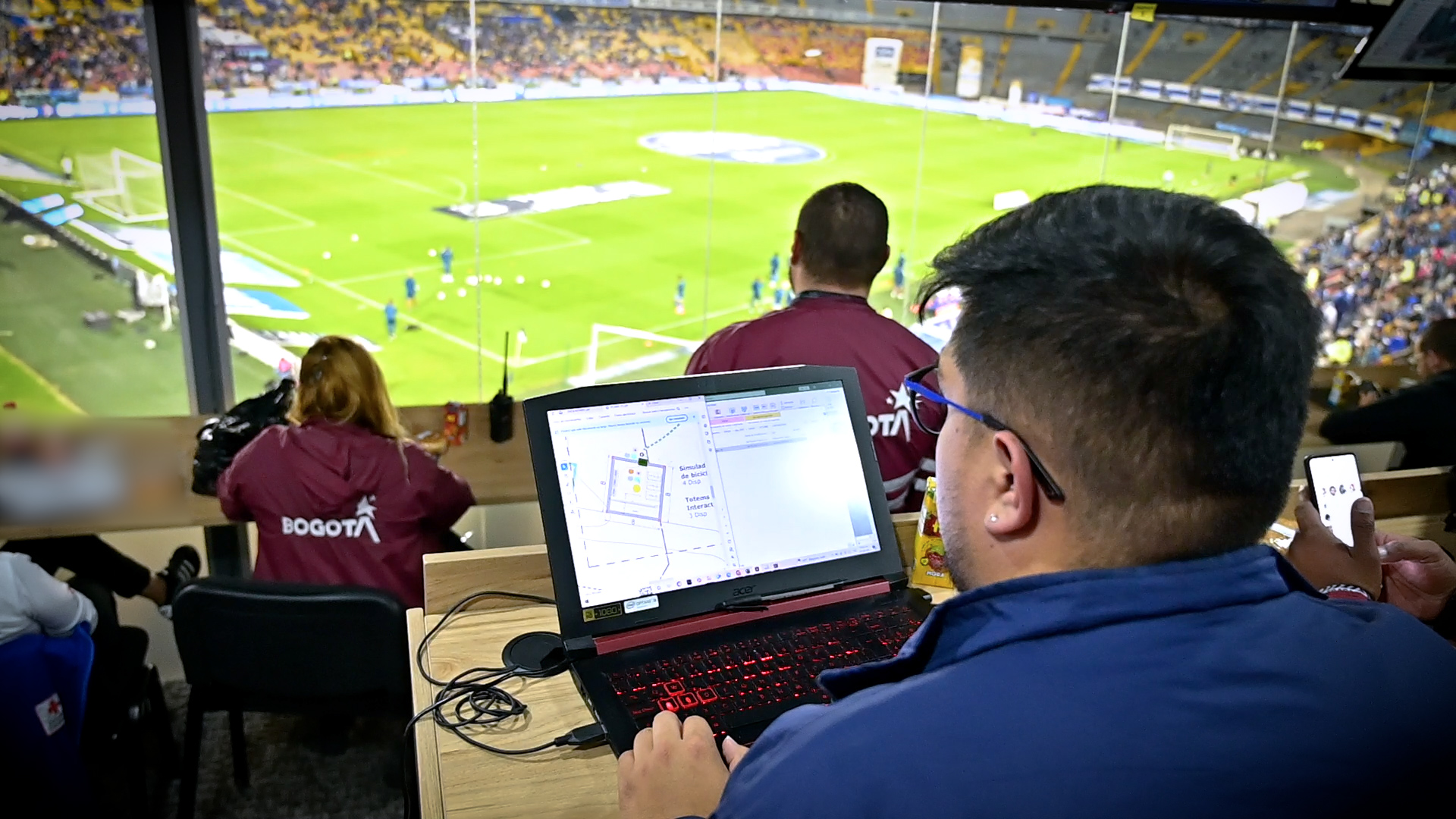 Cerca de 600 funcionarios garantizan la seguridad en cada partido de fútbol en Bogotá Cerca de 600 funcionarios garantizan la seguridad en cada partido de fútbol en Bogotá