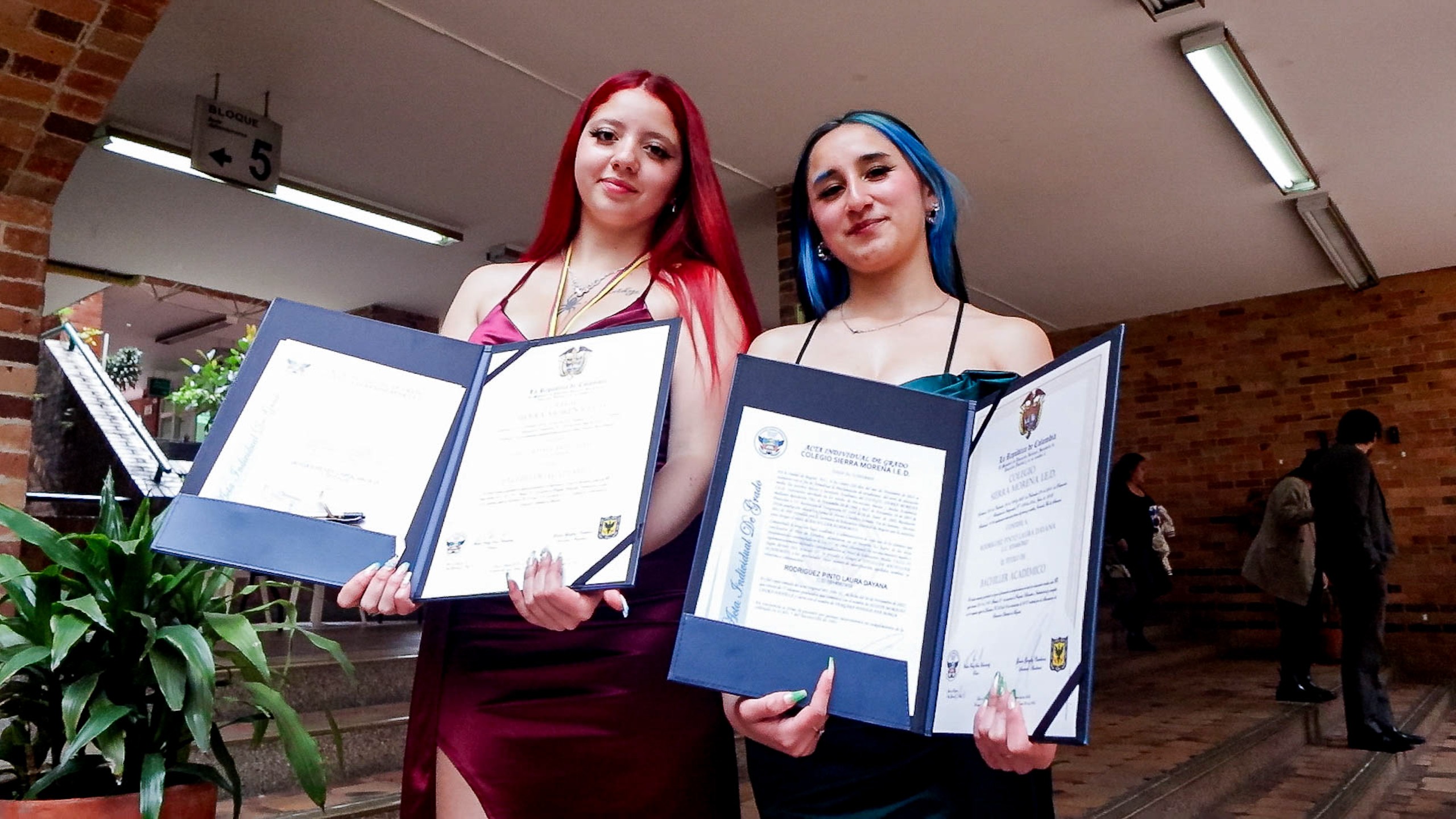 Más de 90 jóvenes de Bogotá se graduaron como bachilleres gracias a un modelo de educación restaurativa Más de 90 jóvenes de Bogotá se graduaron como bachilleres gracias a un modelo de educación restaurativa