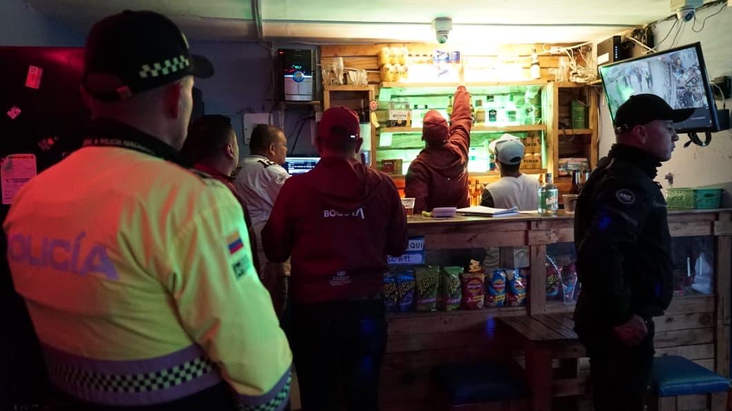 Hurto a comercios, a residencias y a entidades financieras alcanza su cifra más baja en los últimos ocho años en Bogotá Hurto a comercios, a residencias y a entidades financieras alcanza su cifra más baja en los últimos ocho años en Bogotá