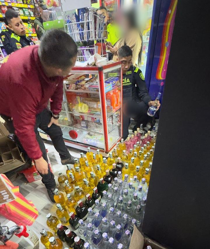 Capturada una mujer e Incautadas 155 botellas de licor adulterado en San Cristóbal.