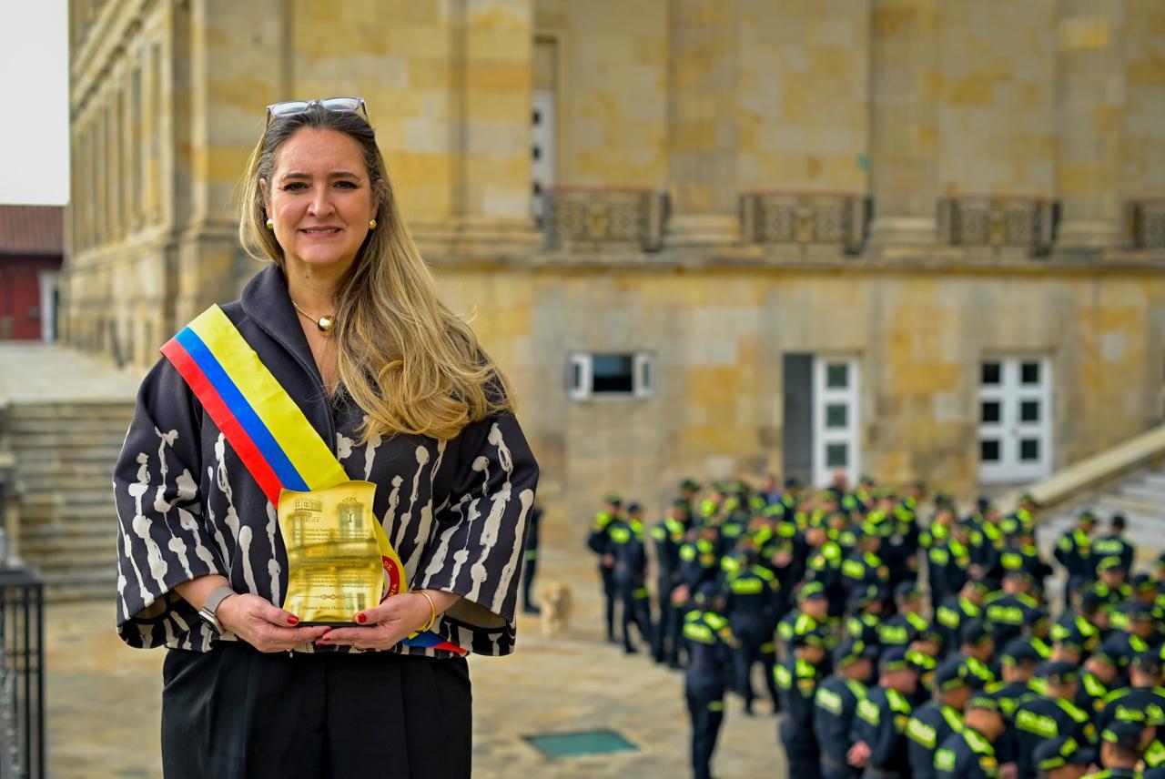 Reconocimiento al trabajo de Lina María Toro, subsecretaria de Acceso a la Justicia Reconocimiento al trabajo de Lina María Toro, subsecretaria de Acceso a la Justicia