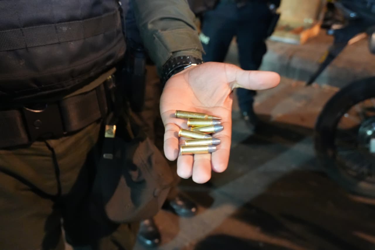 Incautadas bicicletas de dudosa procedencia, drogas, armas blancas y municiones durante megatoma en San Bernardo Incautadas bicicletas de dudosa procedencia, drogas, armas blancas y municiones durante megatoma en San Bernardo