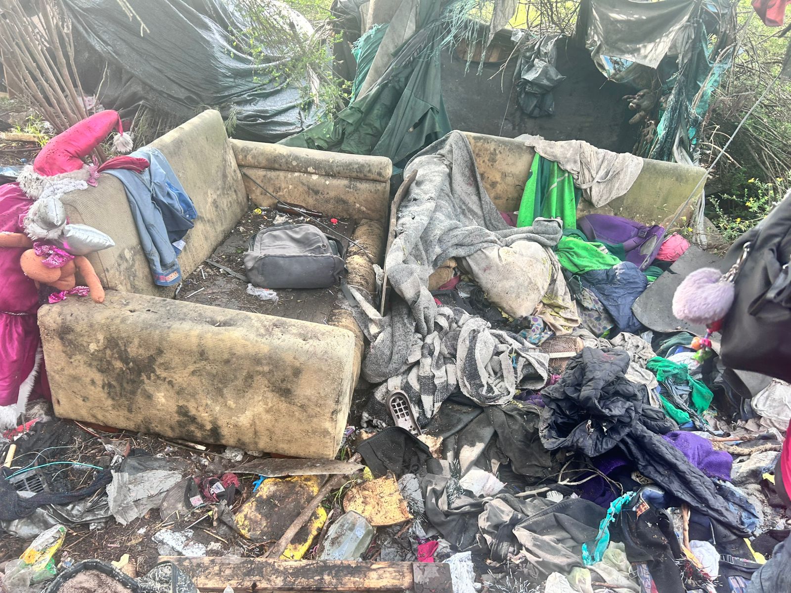 Operativo de recuperación de espacio público en Bosa: cambuches desmontados y 26 m3 de residuos recolectados Operativo de recuperación de espacio público en Bosa: cambuches desmontados y 26 m3 de residuos recolectados