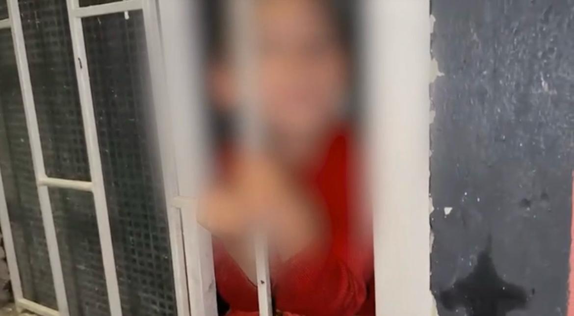 Policía rescata a dos niños presuntamente abandonados en Ciudad Bolívar Policía rescata a dos niños presuntamente abandonados en Ciudad Bolívar