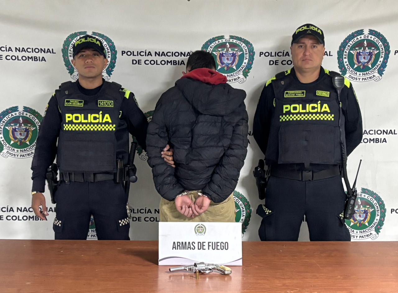 Capturado tras persecución luego de intentar robar una camioneta en el Siete de Agosto Capturado tras persecución luego de intentar robar una camioneta en el Siete de Agosto