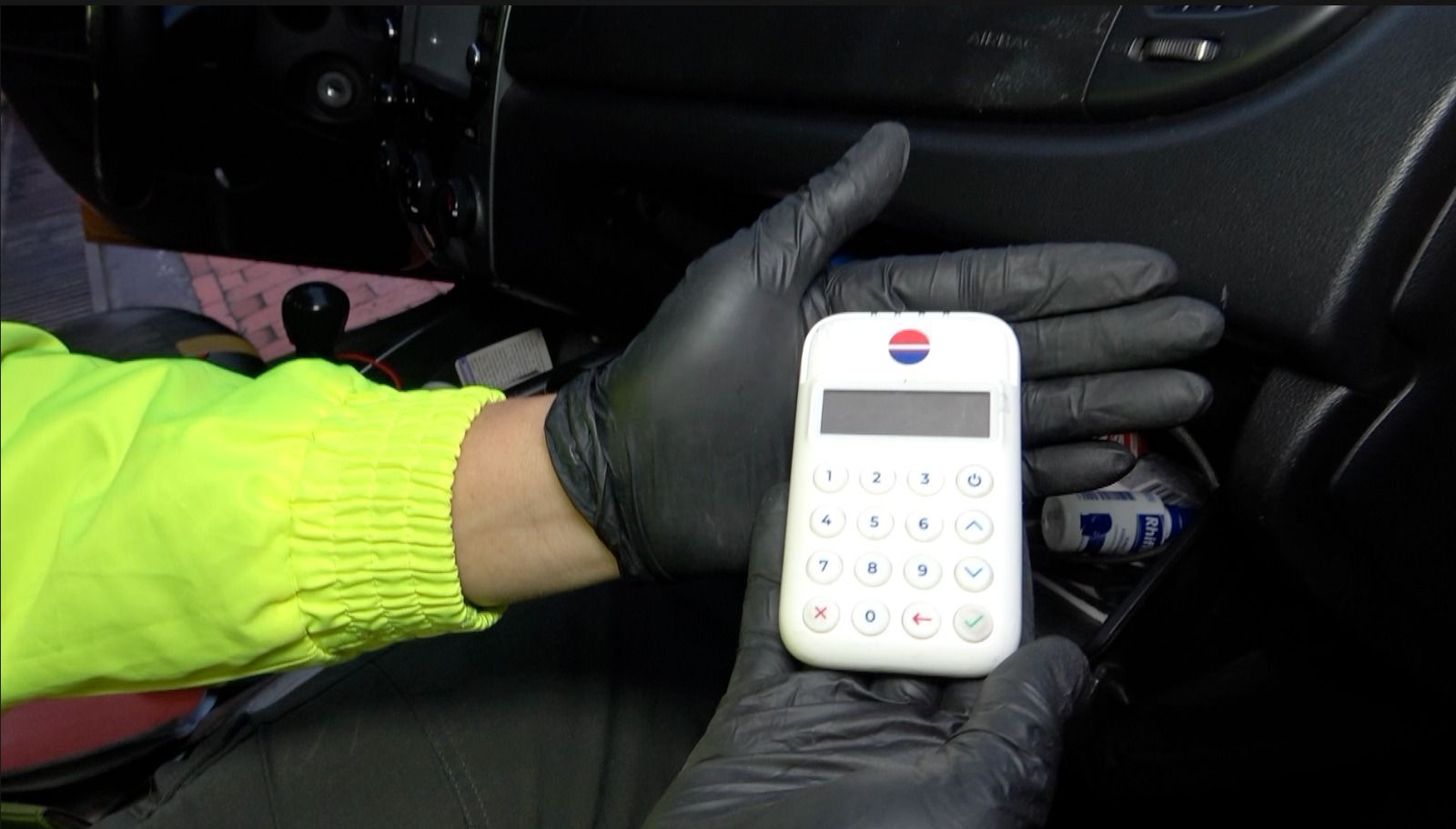 Capturado y a la cárcel falso taxista señalado de millonarios fraudes con la modalidad de ‘cambiazo’ Capturado y a la cárcel falso taxista señalado de millonarios fraudes con la modalidad de ‘cambiazo’