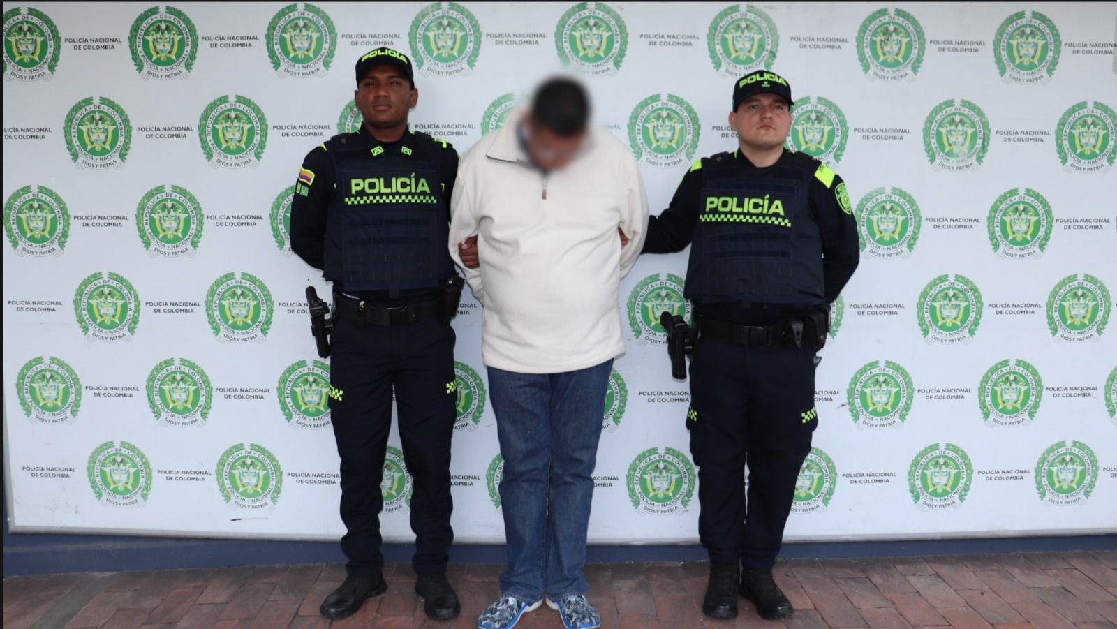 Capturado y a la cárcel falso taxista señalado de millonarios fraudes con la modalidad de ‘cambiazo’ Capturado y a la cárcel falso taxista señalado de millonarios fraudes con la modalidad de ‘cambiazo’