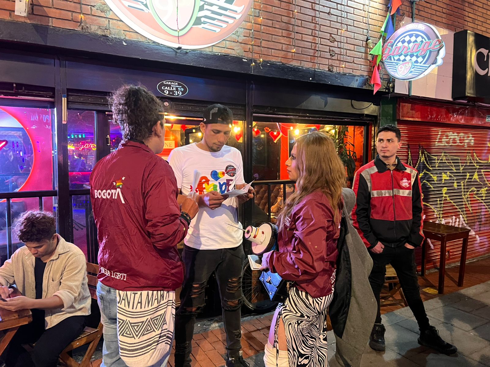 Así trabaja la Estrategía Vigía LGTBI para prevenir violencias contra personas de la población Así trabaja la Estrategía Vigía LGTBI para prevenir violencias contra personas de la población