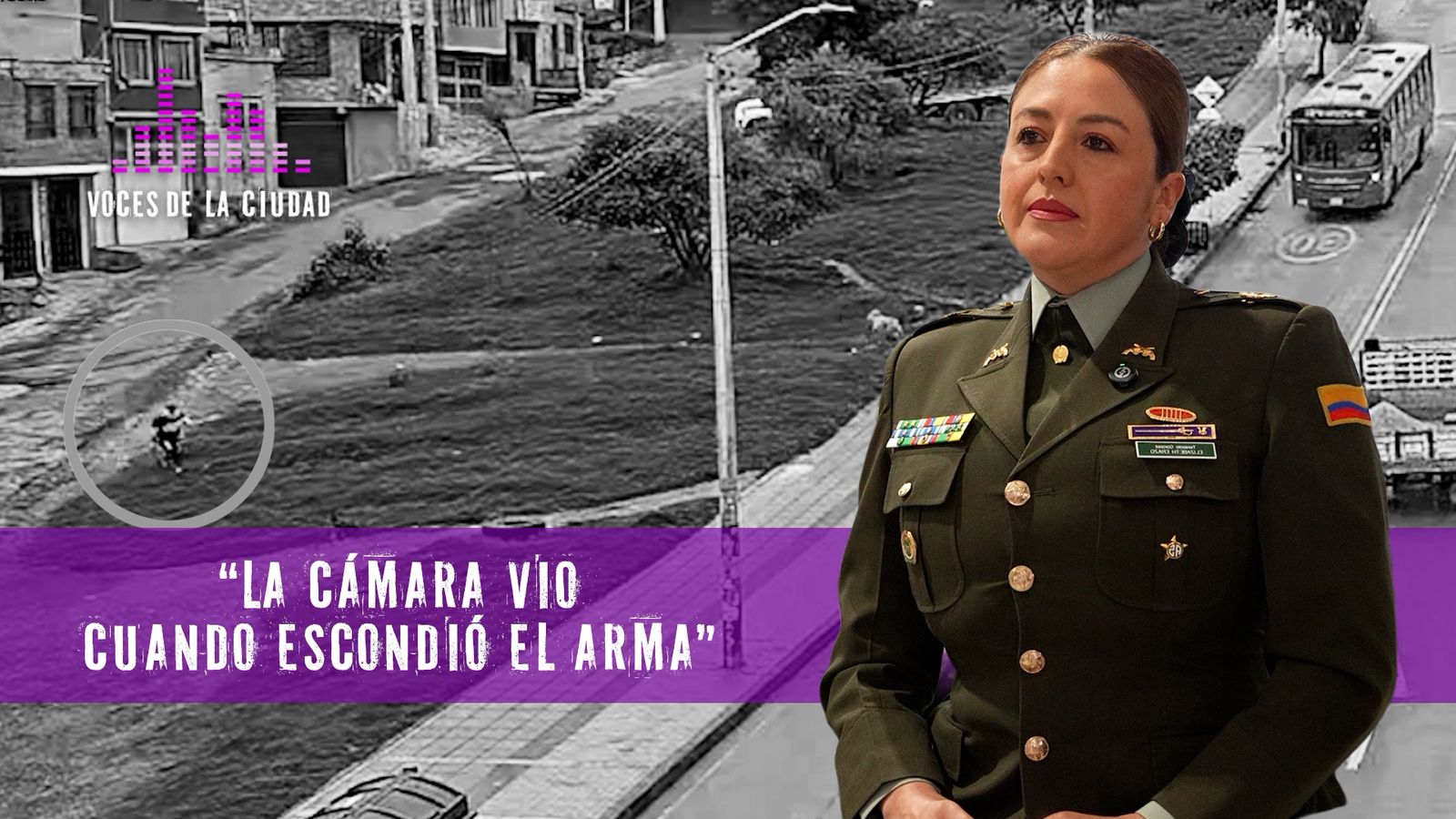Intentaron esconder las armas pero la cámara del C4 los siguió y en segundos fueron capturados Intentaron esconder las armas pero la cámara del C4 los siguió y en segundos fueron capturados