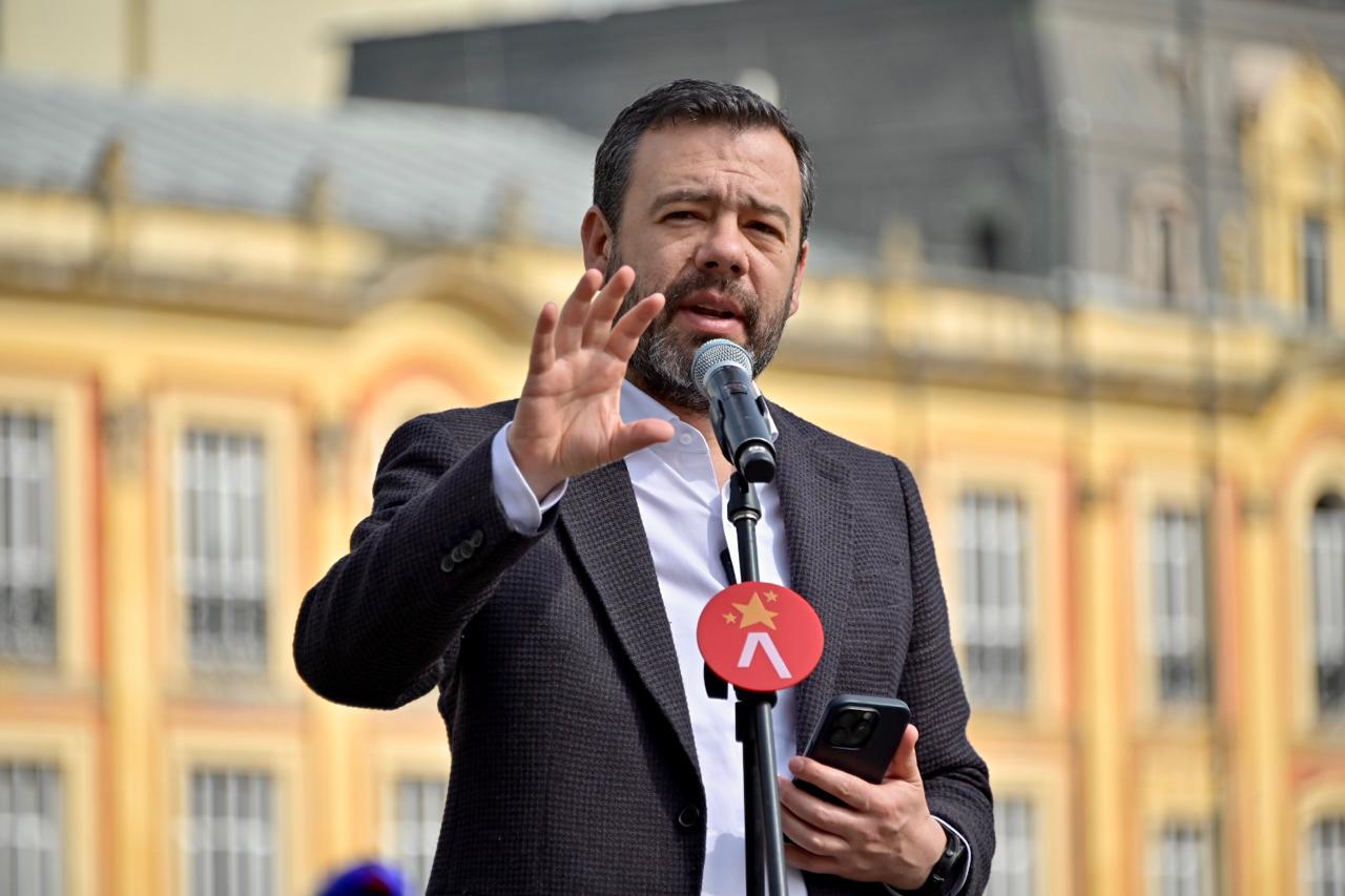 Bogotá intensifica la ofensiva contra el paseo millonario: más Zonas Seguras y tecnología para proteger a los ciudadanos Bogotá intensifica la ofensiva contra el paseo millonario: más Zonas Seguras y tecnología para proteger a los ciudadanos
