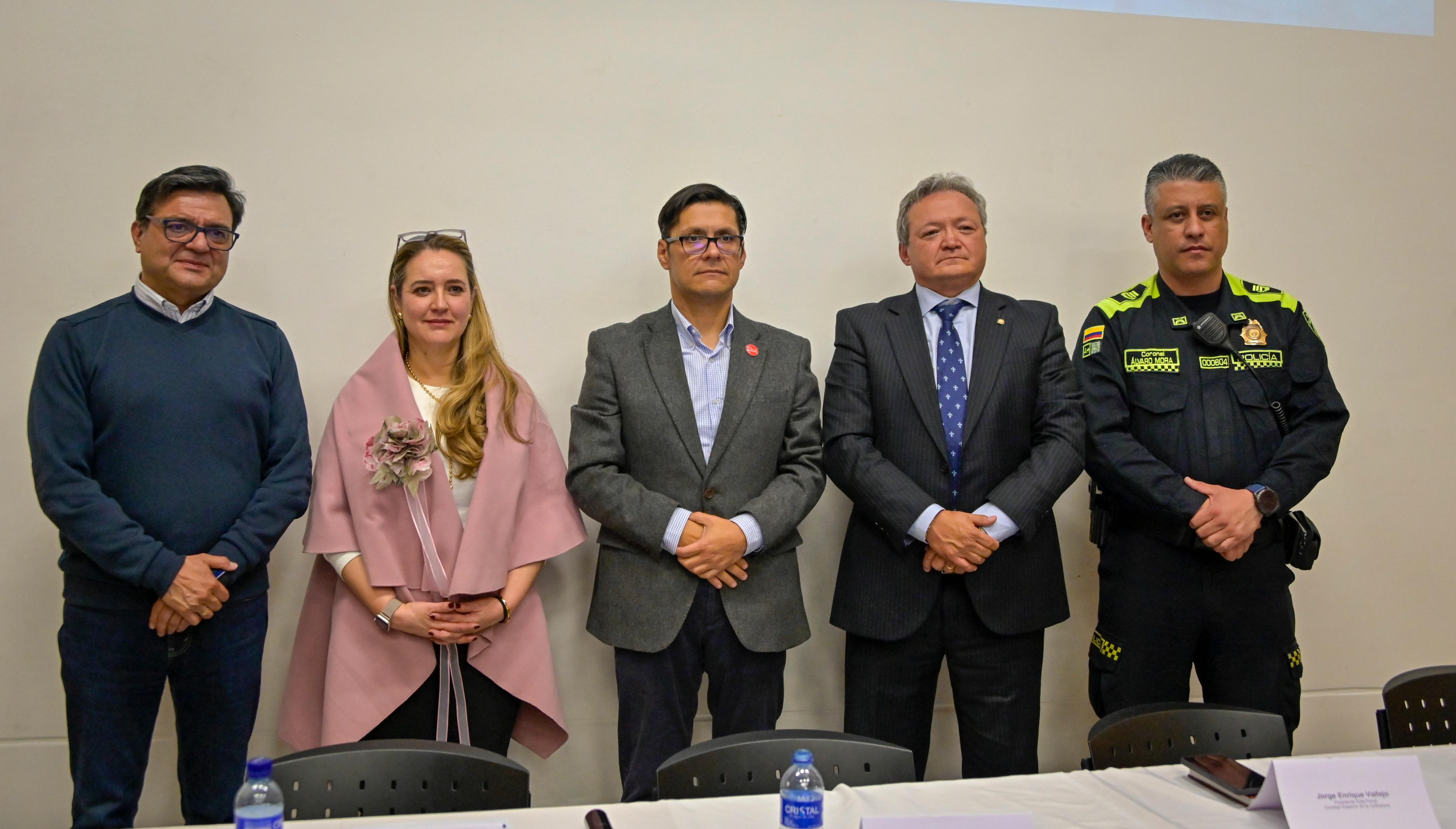 El hacinamiento en las estaciones de Policía y URI de Bogotá bajó del 172 % al 45 % en los últimos ocho meses El hacinamiento en las estaciones de Policía y URI de Bogotá bajó del 172 % al 45 % en los últimos ocho meses