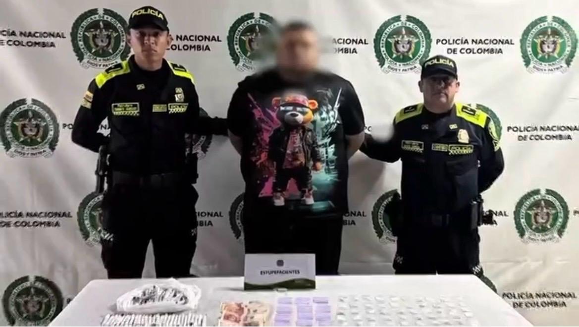 Una caleta con control remoto era usada para expender estupefacientes en Chapinero Una caleta con control remoto era usada para expender estupefacientes en Chapinero