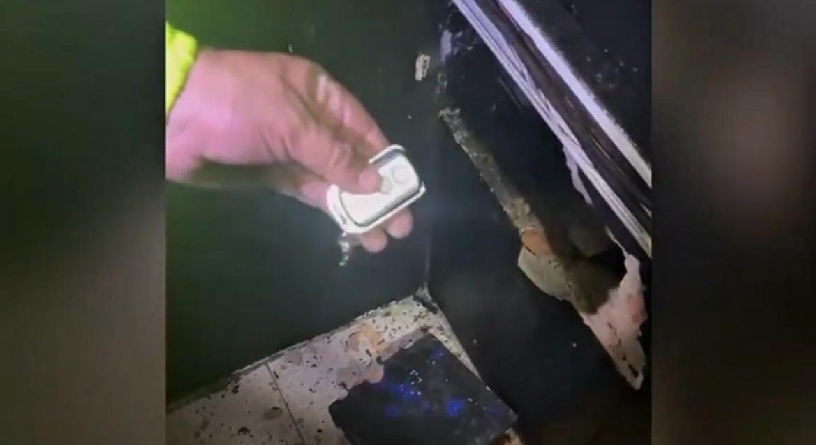 Una caleta con control remoto era usada para expender estupefacientes en Chapinero Una caleta con control remoto era usada para expender estupefacientes en Chapinero