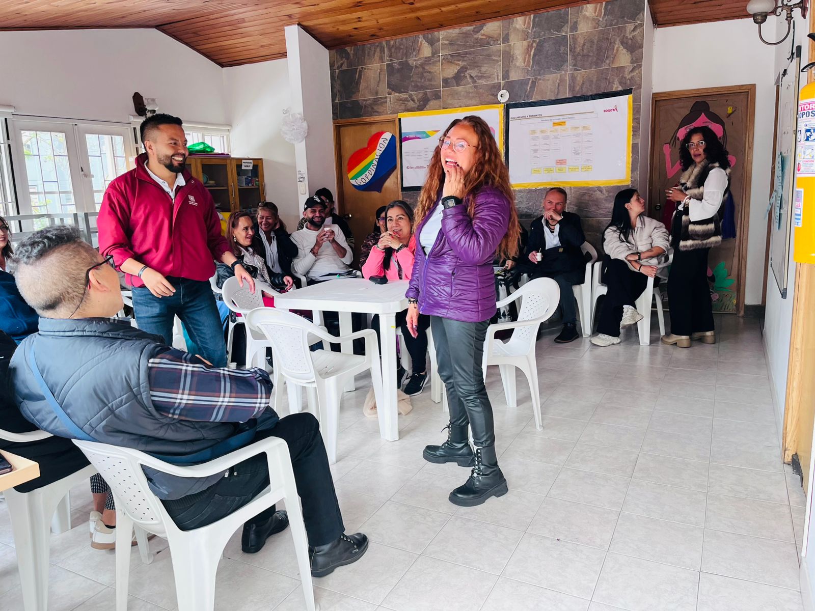 Personas de la comunidad LGBTIQ+ de Suba recibieron formación en herramientas de mediación comunitaria Personas de la comunidad LGBTIQ+ de Suba recibieron formación en herramientas de mediación comunitaria