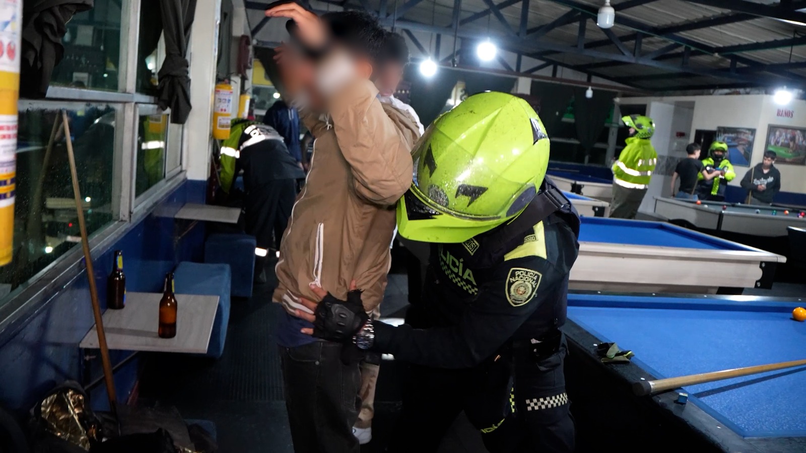 Suspendidos tres bares en Engativá durante megatoma por Amor y Amistad Suspendidos tres bares en Engativá durante megatoma por Amor y Amistad