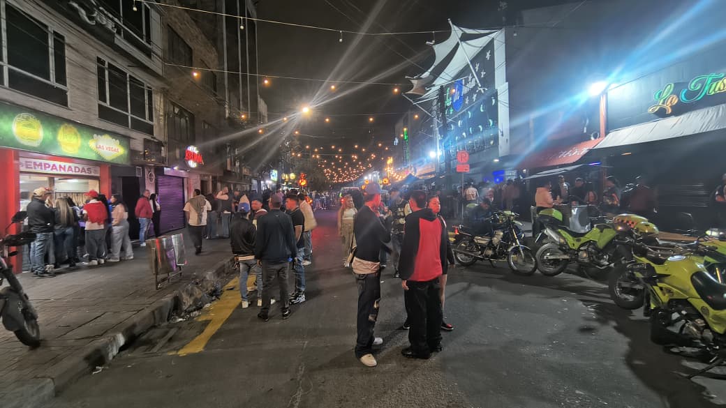 Hallados tres menores consumiendo licor dentro de una bodega de un bar en El Restrepo Hallados tres menores consumiendo licor dentro de una bodega de un bar en El Restrepo