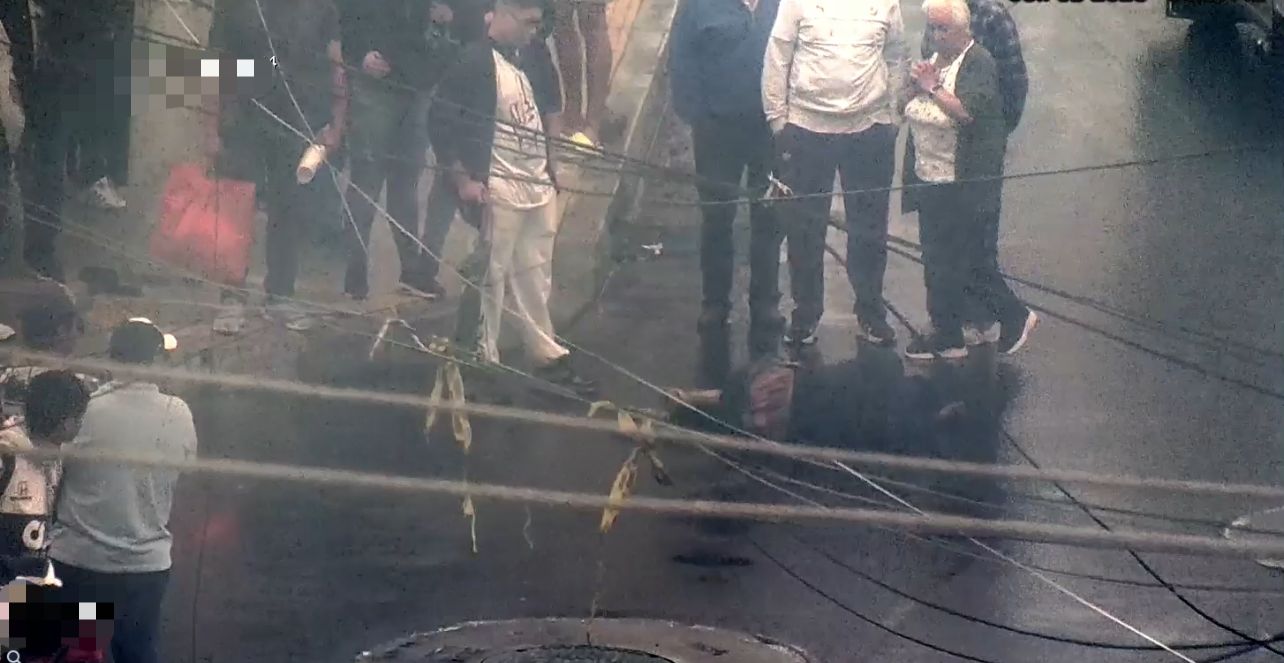 Varias personas en una calle