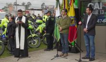 Secretario de seguridad, alcalde de Bogotá reinaugurando centro de atención inmediata CAI 